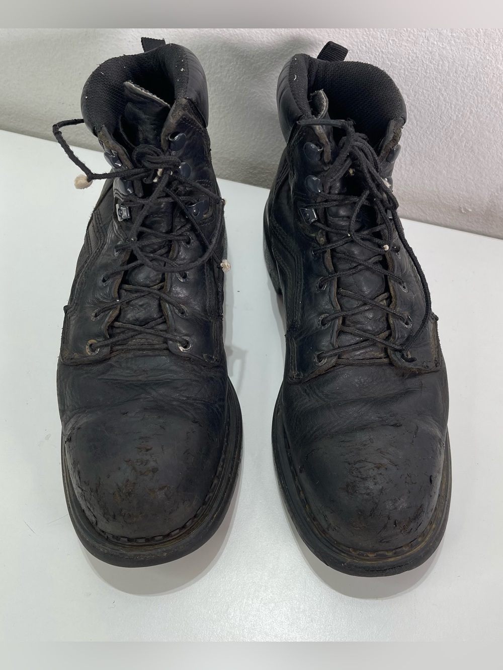 Red Wing Work Boots Men's 11 B F2413-05 USA Leather Black Distressed Outdoor - Picture 2 of 8